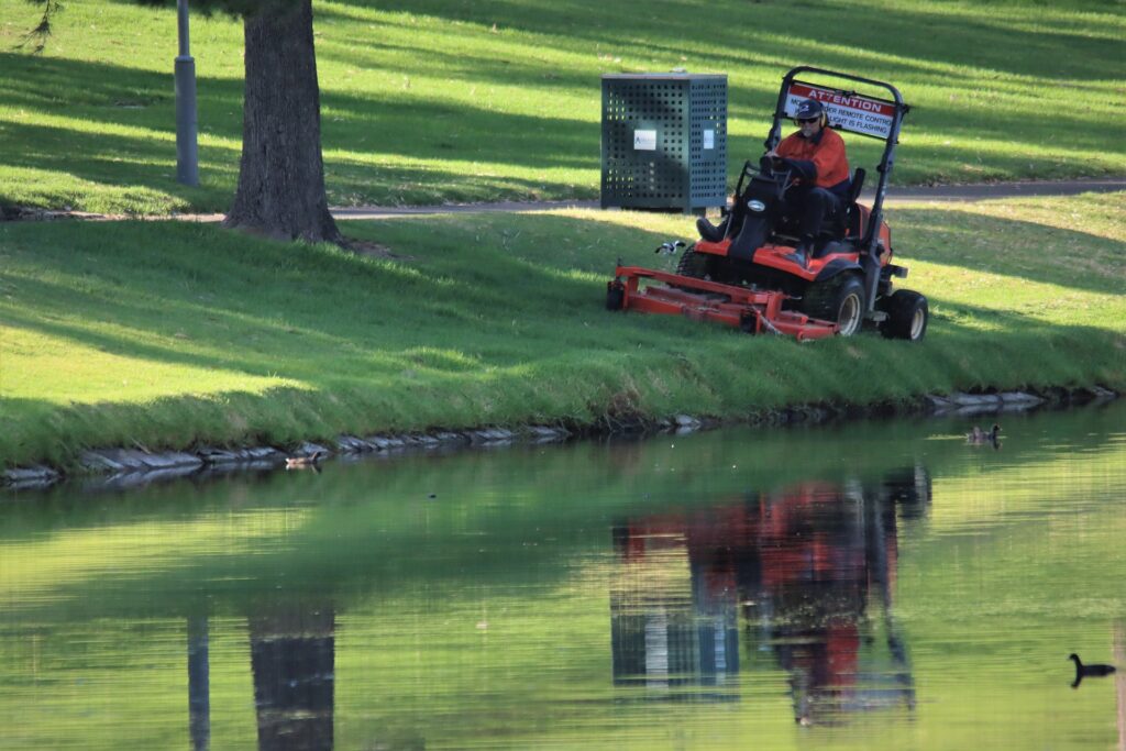 The 5 Best Riding Lawn Mower for Uneven Terrain (Reviewed 2022